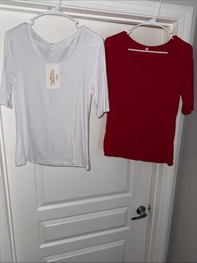 Women's Scoop Neck Short Sleeve Top - White & Red (2-Pack)